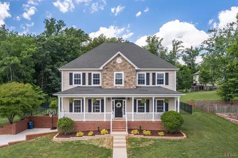 1075 Hooper Woods Dr, Forest, VA 24551