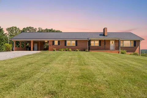 1893 Stone Mill Rd, Hurt, VA 24563