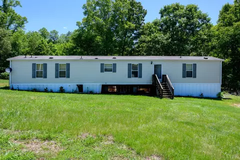 513 Lucinda Dr, Evington, VA 24550
