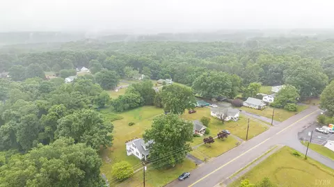 View/Area - 208 Prospect Rd, Hurt, VA 24563 photo 3 of 4