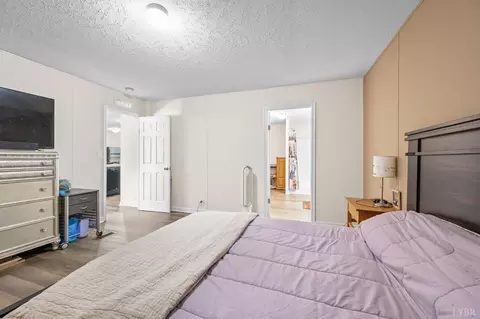 Bedroom - 3418 Salem Rd, Spout Spring, VA 24593 photo 6 of 6