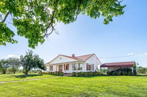 757 Galilee Rd, Gladstone, VA 24553
