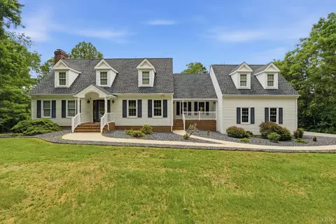 1054 Rock Haven Rd, Goode, VA 24556