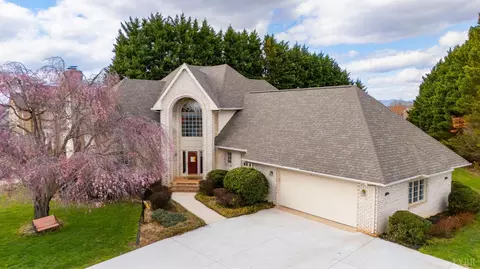 1099 Shasta Ln, Forest, VA 24551
