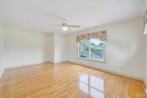 Bedroom - 100 Meadowgate Dr, Forest, VA 24551 photo 3 of 4
