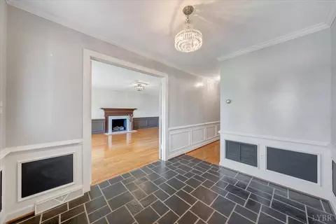 Entry Way - 100 Meadowgate Dr, Forest, VA 24551 photo 1 of 2