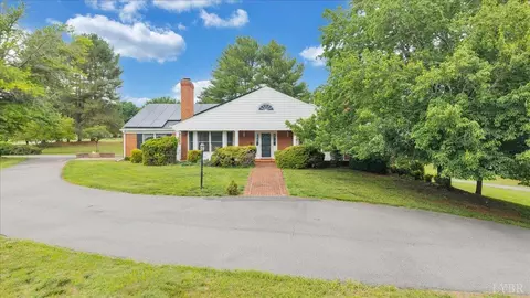 Exterior - 100 Meadowgate Dr, Forest, VA 24551 photo 19 of 19