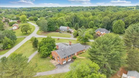 View/Area - 100 Meadowgate Dr, Forest, VA 24551 photo 1 of 7