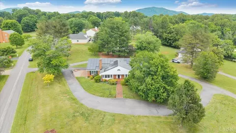 View/Area - 100 Meadowgate Dr, Forest, VA 24551 photo 5 of 7