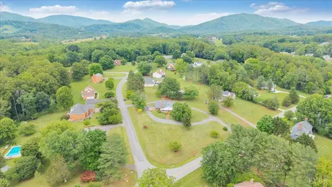 View/Area - 100 Meadowgate Dr, Forest, VA 24551 photo 7 of 7