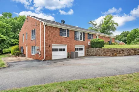 Exterior - 100 Meadowgate Dr, Forest, VA 24551 photo 9 of 19