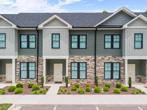 17 English Commons Dr, Lynchburg, VA 24501