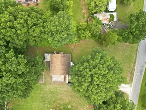 View/Area - 216 Crescent Ln, Monroe, VA 24574 photo 1 of 2