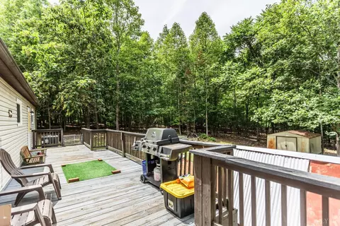 Exterior - 809 Red Bird Dr, Gladstone, VA 24553 photo 9 of 11