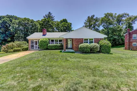 5712 Kanawha Rd, Lynchburg, VA 24502