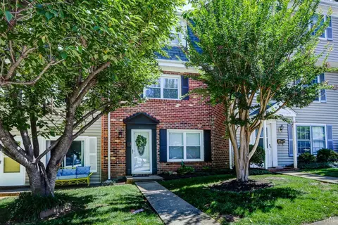 410 W Cadbury Dr, Lynchburg, VA 24501