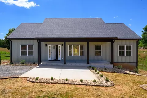 2249 Lipscomb Rd, Moneta, VA 24121