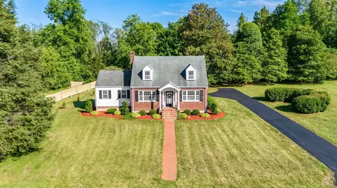 228 Hanger Rd, Amherst, VA 24521