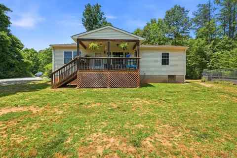 60 Jefferson Ln, Arrington, VA 22922