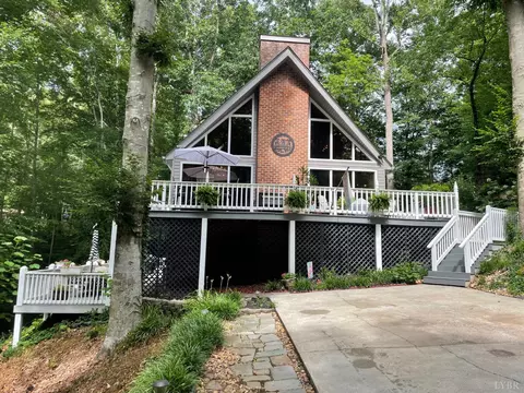 356 Juniper Dr, Lynchburg, VA 24502