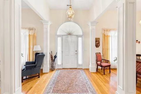 1476 Glenbrooke Dr, Lynchburg, VA 24503