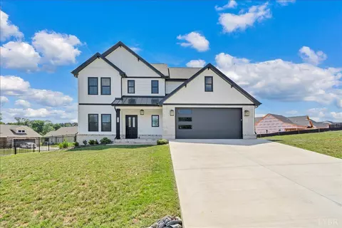 1363 Boonsboro Meadows Dr, Lynchburg, VA 24503