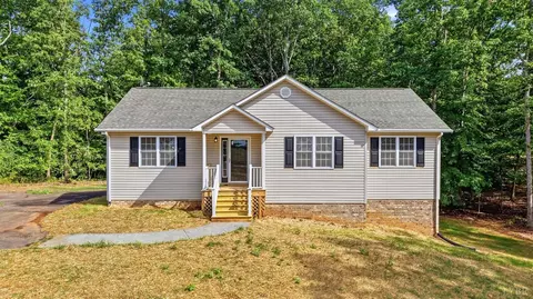 4028 Pumping Station Rd, Appomattox, VA 24522
