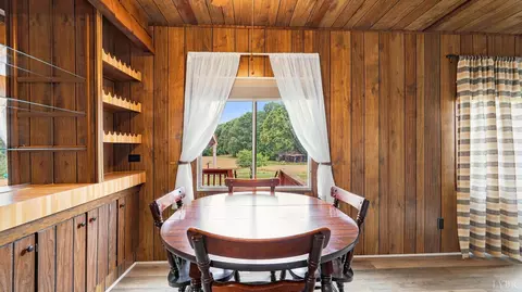 Dining - 1275 Redfields Rd, Appomattox, VA 24522 photo 2 of 2