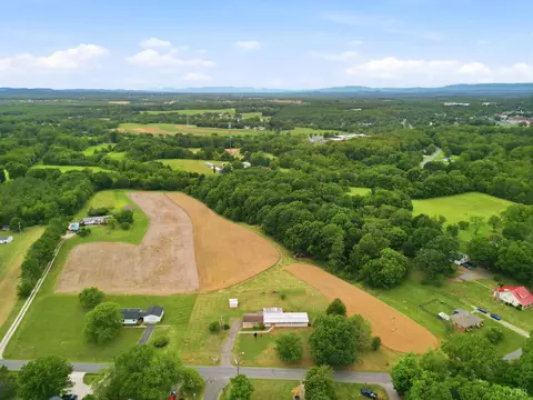 View/Area - 1275 Redfields Rd, Appomattox, VA 24522 photo 3 of 3