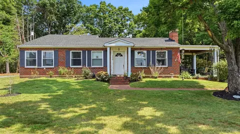 110 Coffey St, Gretna, VA 24557