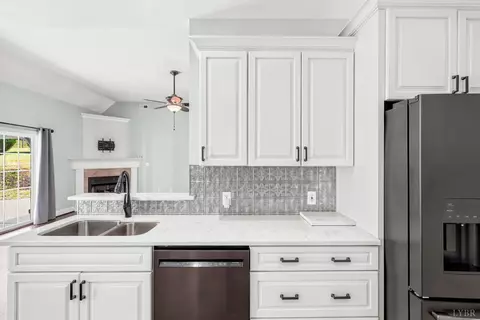 Kitchen - 1305 Daltons Dr, Forest, VA 24551 photo 1 of 2