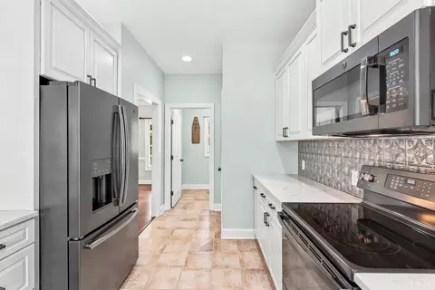 Entry Way - 1305 Daltons Dr, Forest, VA 24551 photo 3 of 7
