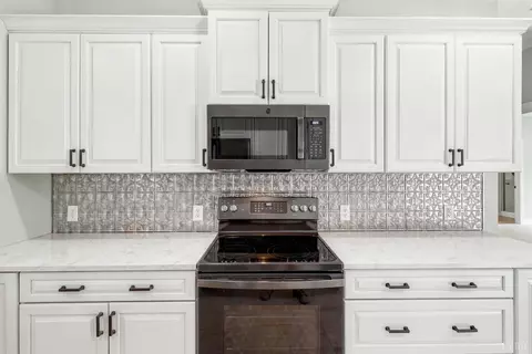 Kitchen - 1305 Daltons Dr, Forest, VA 24551 photo 2 of 2