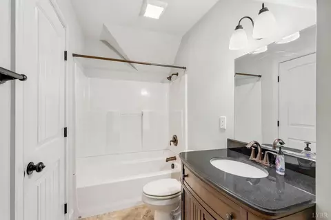 Bath - 1305 Daltons Dr, Forest, VA 24551 photo 5 of 5