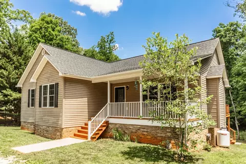 316 Tower Hill Rd, Appomattox, VA 24522