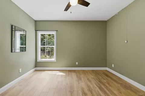 Bedroom - 1826 Austin Mill Rd, Evington, VA 24550 photo 6 of 13
