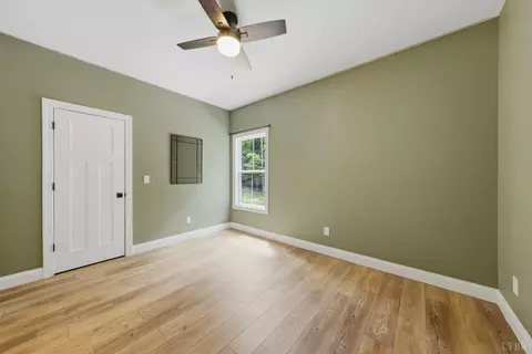 Bedroom - 1826 Austin Mill Rd, Evington, VA 24550 photo 7 of 13