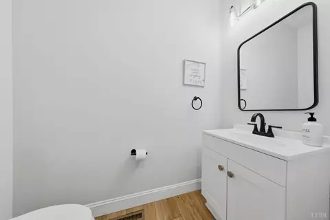 Bath - 1826 Austin Mill Rd, Evington, VA 24550 photo 6 of 10