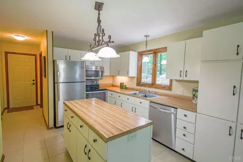 Kitchen - Undisclosed, Forest, VA 24551 photo 1 of 4