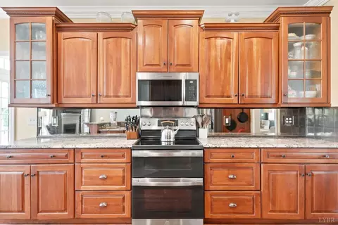 Kitchen - 110 Harmony Ln, Forest, VA 24551 photo 4 of 5