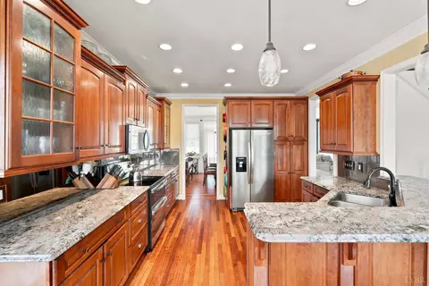 Kitchen - 110 Harmony Ln, Forest, VA 24551 photo 3 of 5