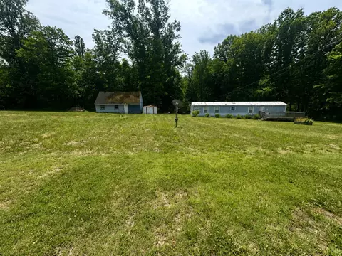 2478 Richmond Hwy, Gladstone, VA 24553