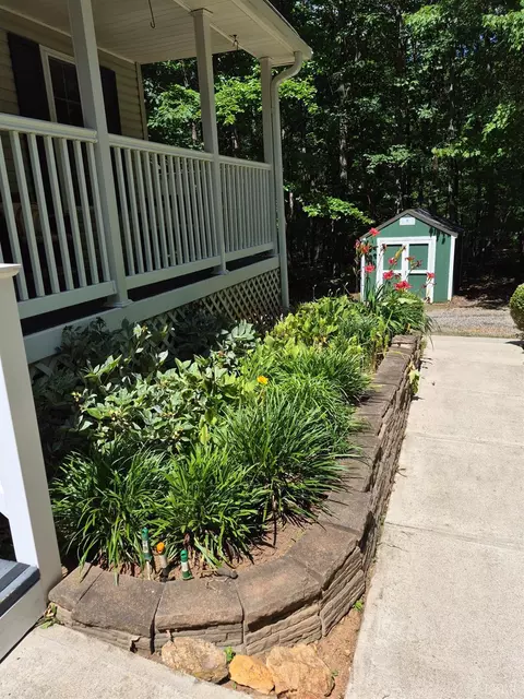 Exterior - 1644 Bethany Rd, Rustburg, VA 24588 photo 4 of 16