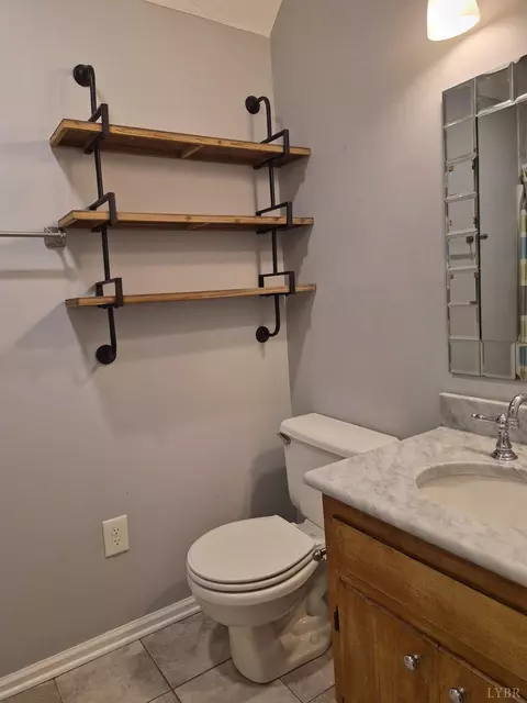 Bath - 1644 Bethany Rd, Rustburg, VA 24588 photo 4 of 8