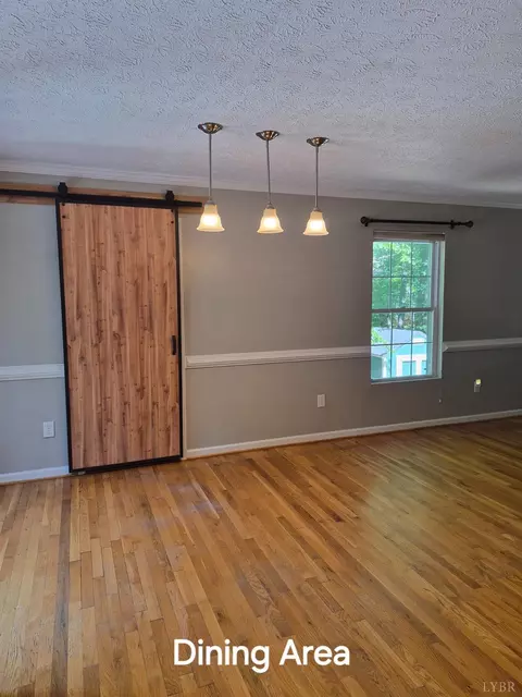 Dining - 1644 Bethany Rd, Rustburg, VA 24588 photo 2 of 3