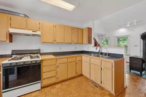 Kitchen - 359 Liberty Ln, Buckingham, VA 23921 photo 2 of 4