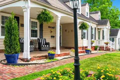 216 Kensington Ave, Lynchburg, VA 24503