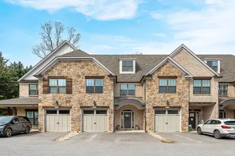 1249 Sleepy Oak Ln, Forest, VA 24551