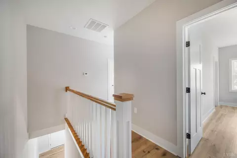 Entry Way - 2533 Thomas Jefferson Rd, Forest, VA 24551 photo 3 of 4