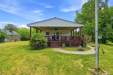 Exterior - 378 S Five Forks Rd, Monroe, VA 24574 photo 8 of 11